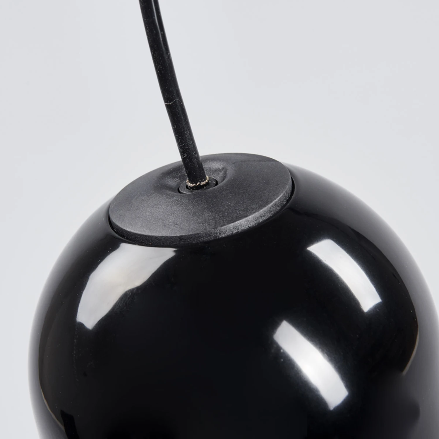 FLOS Wan S - Black Pendant Light, Small 8 FLOS Wan S - Black Pendant Light, Small - Image 6