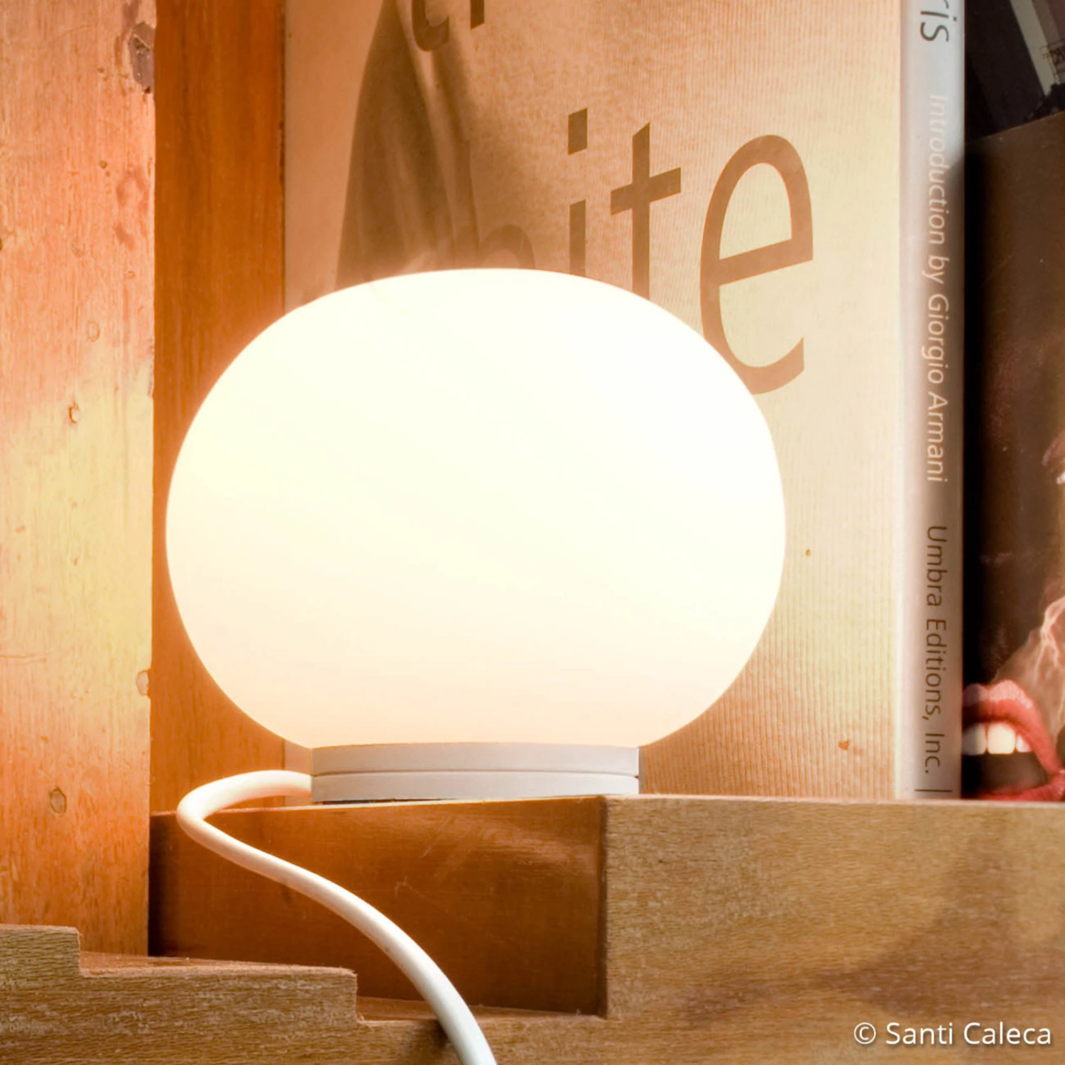 FLOS Glo-Ball Basic Zero - White Table Lamp 4 FLOS Glo-Ball Basic Zero - White Table Lamp - Image 2