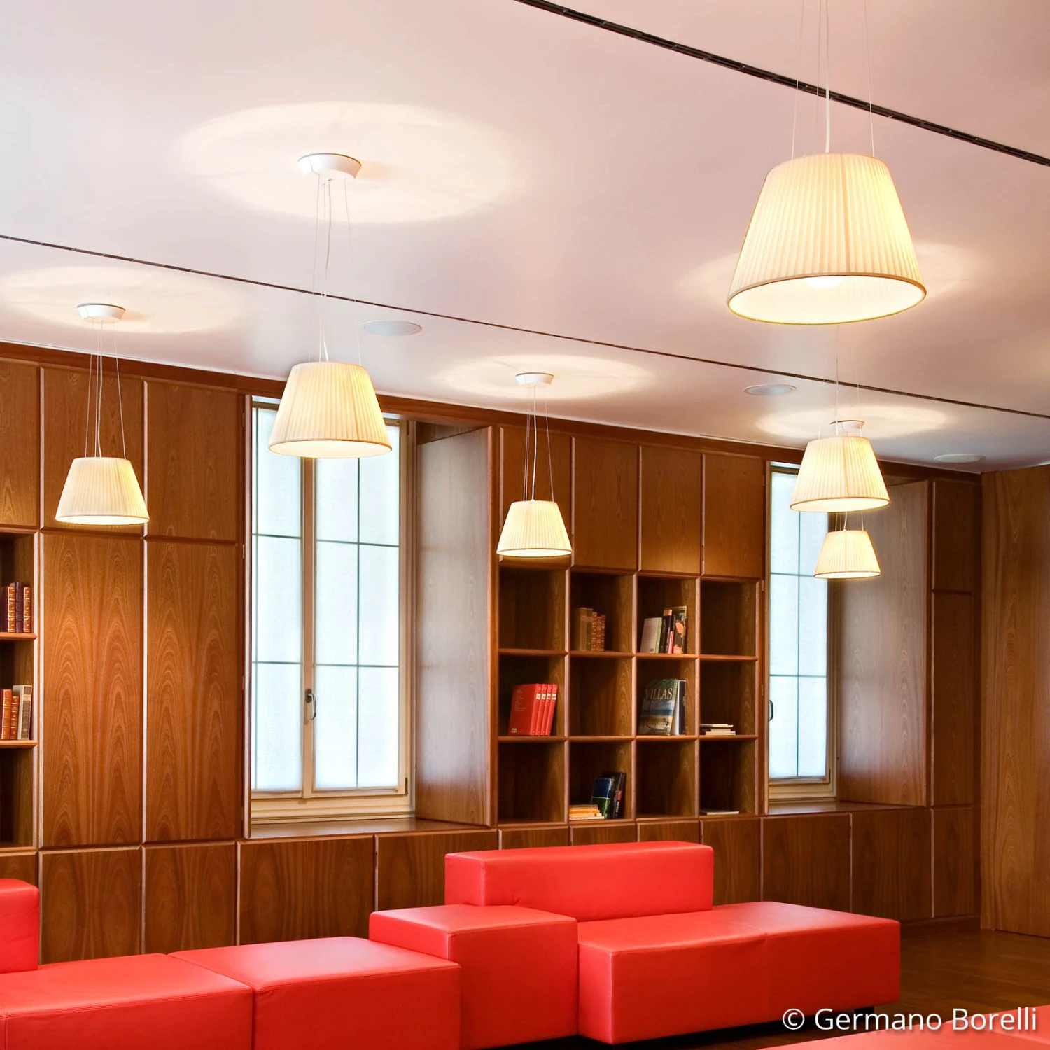 FLOS Romeo Babe Soft - Small Pendant Light 4 FLOS Romeo Babe Soft - Small Pendant Light - Image 2