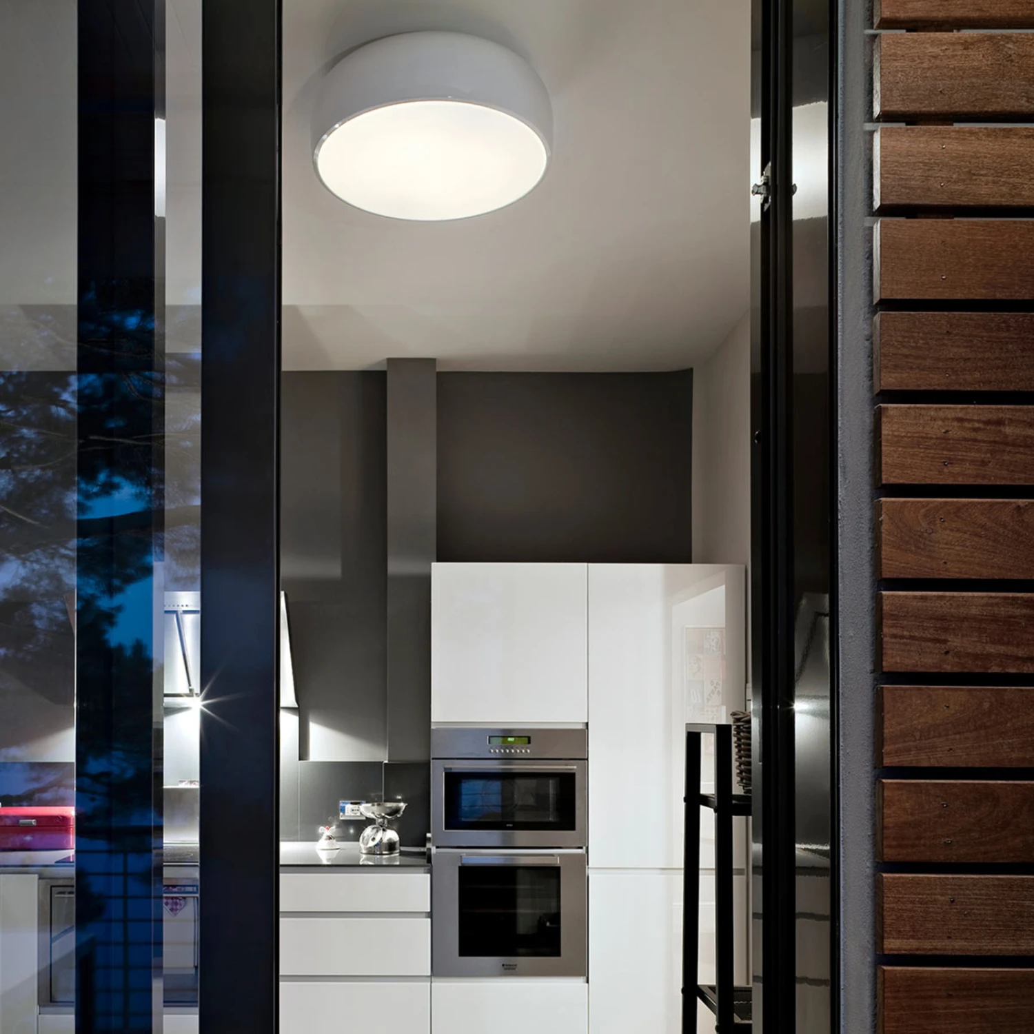 FLOS Smithfield C LED Designer Ceiling Lamp, White 6 FLOS Smithfield C LED Designer Ceiling Lamp, White - Image 4