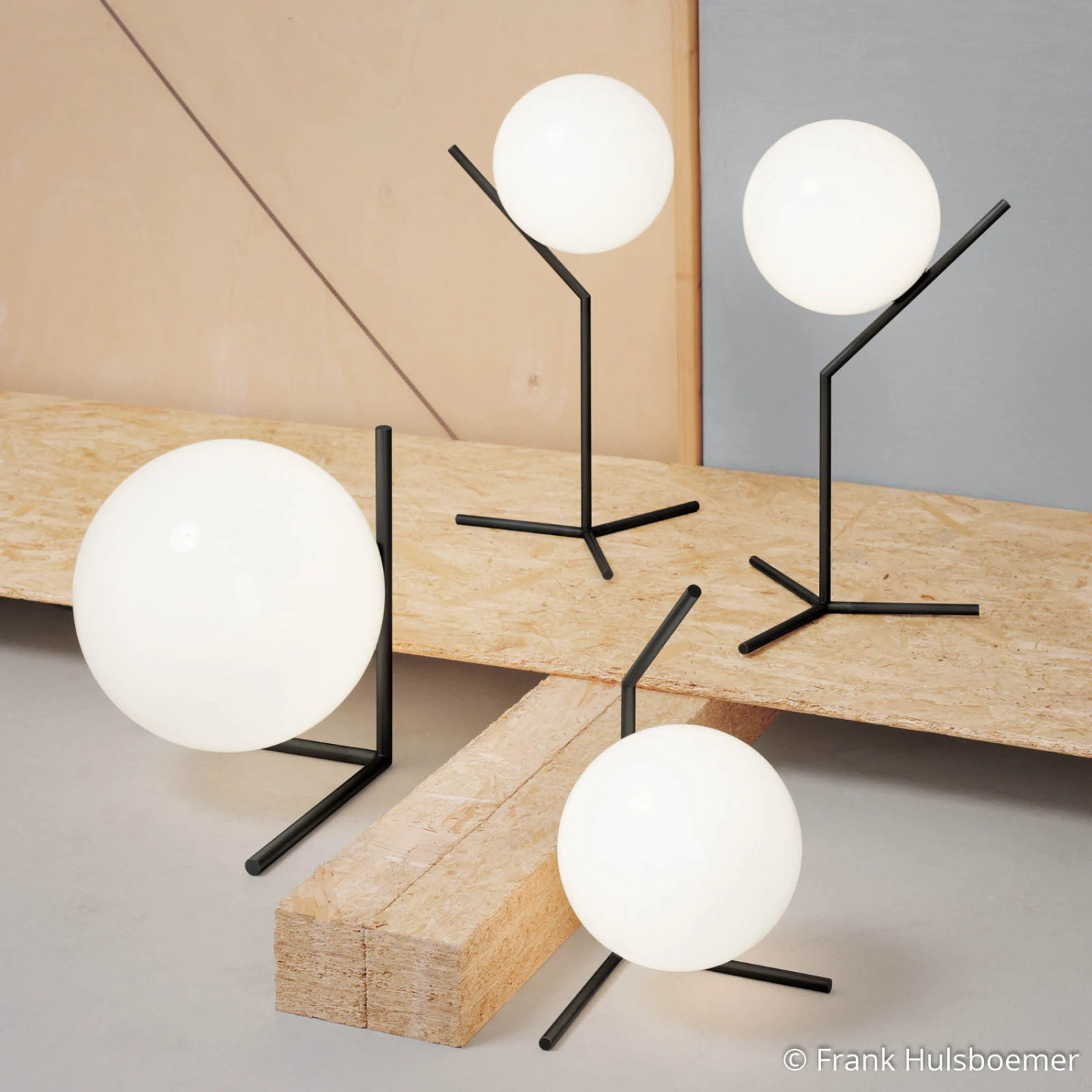 FLOS IC T2 Table Lamp, Black 6 FLOS IC T2 Table Lamp, Black - Image 4