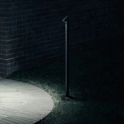 FLOS Walkstick 2 Path Light 2,700 K, Black -Lighthouse Shop 3510896 2