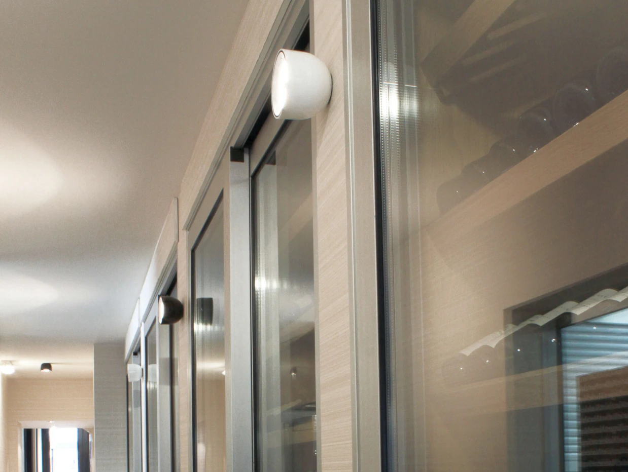 Flos Wan Wall/Ceiling Lamp, White 5 Flos Wan Wall/Ceiling Lamp, White - Image 3